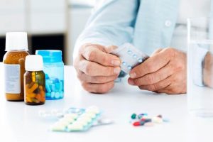 Os problemas relacionados a fármacos, PIM, Elypharma, Soluções para Farmácias, Organização da Medicação, Idosos
